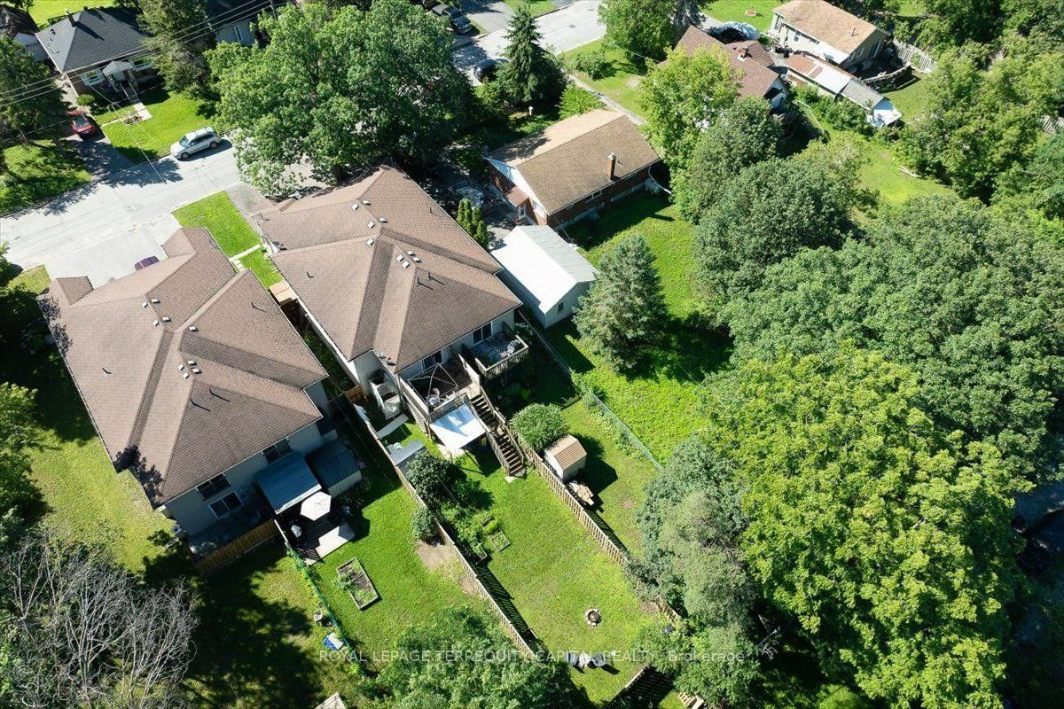 102 Henry Street • Barrie, ON photo 31