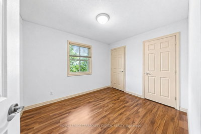 102 Henry Street • Barrie, ON photo 8