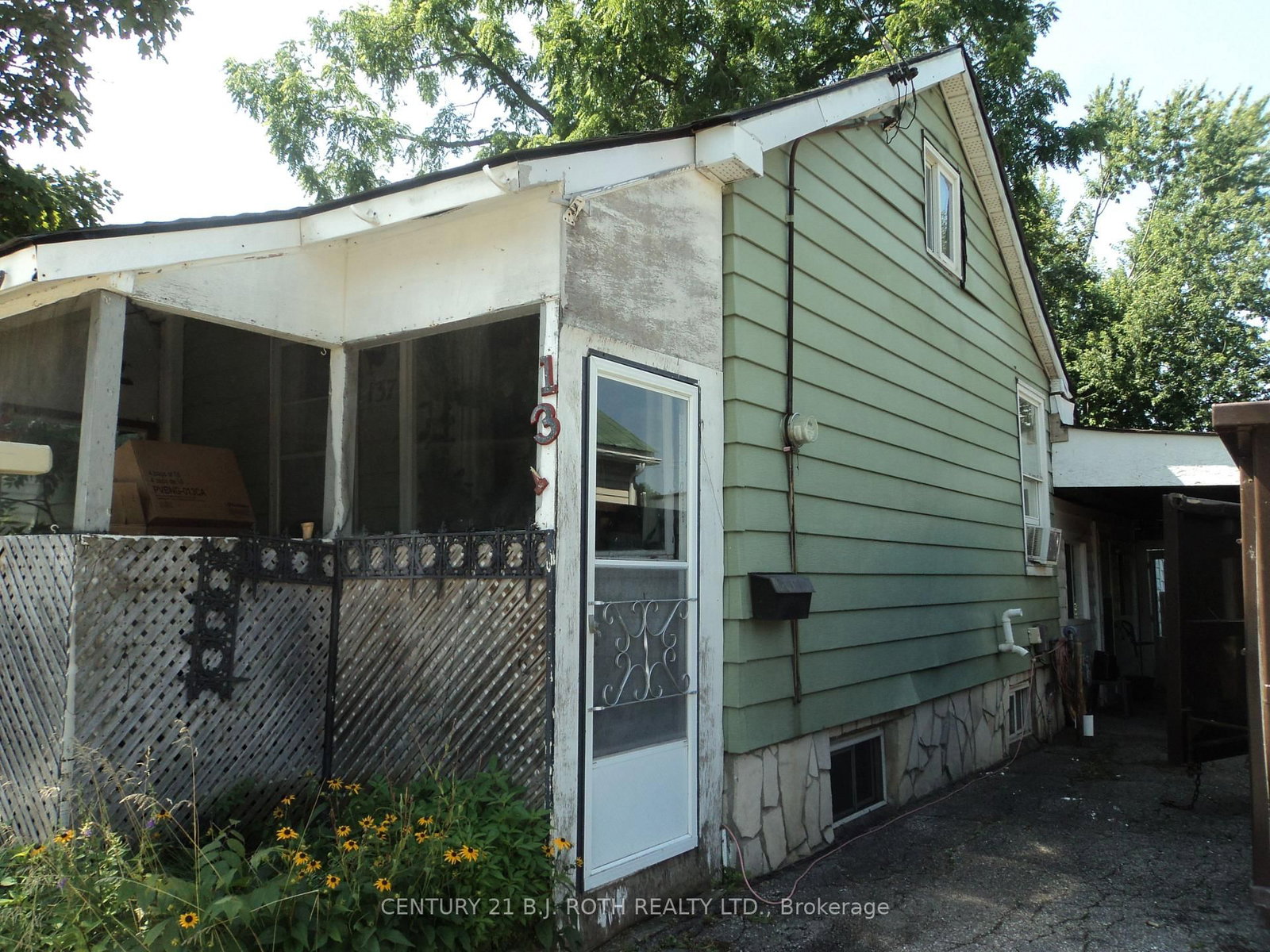 137 Dufferin Street • Orillia, ON photo 1