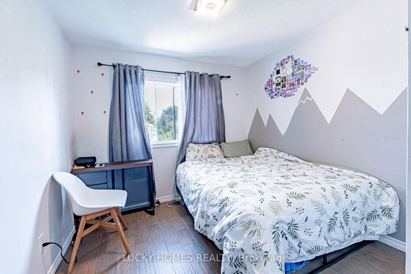 65 Lyfytt Crescent • Barrie, ON photo 15