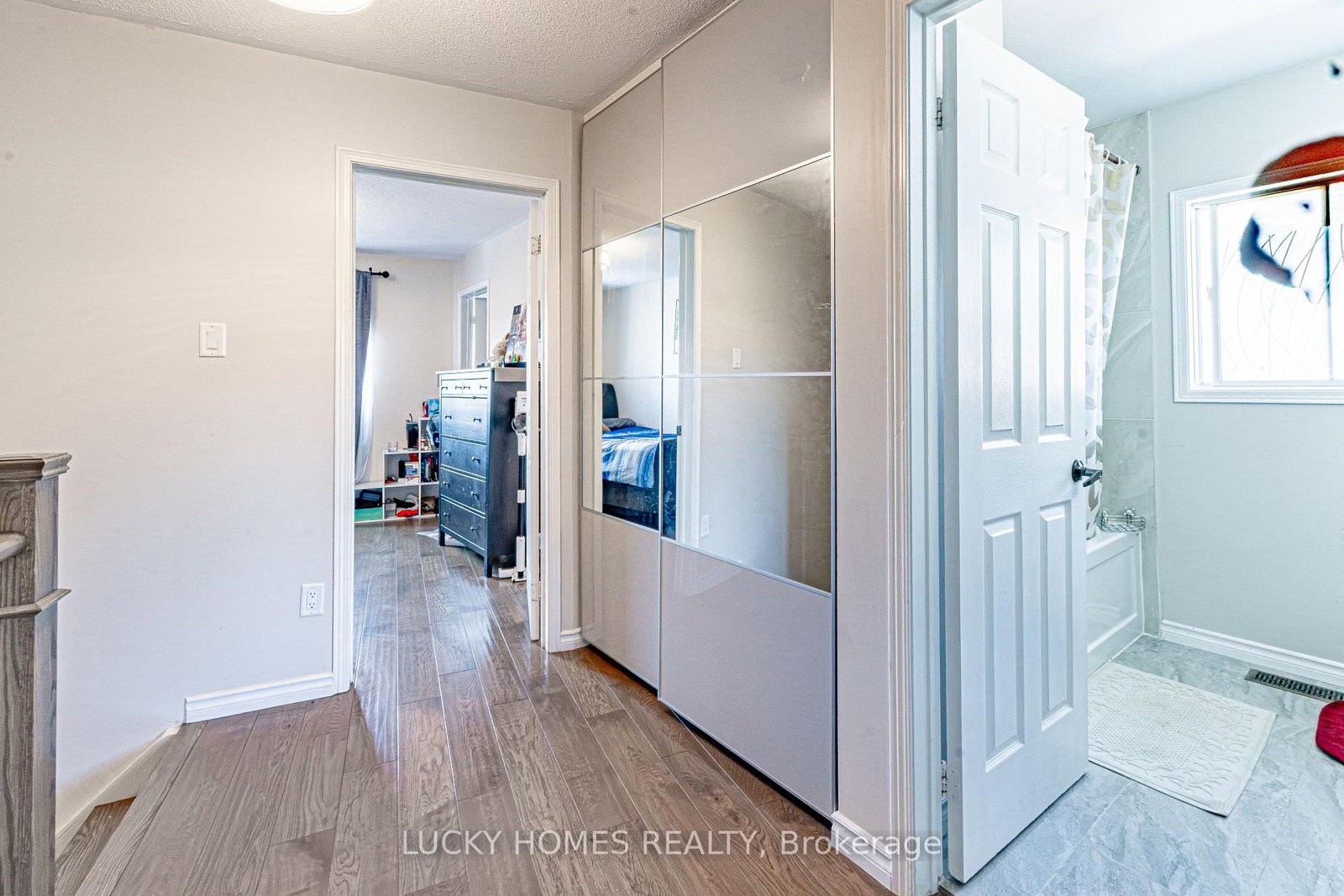 65 Lyfytt Crescent • Barrie, ON photo 16