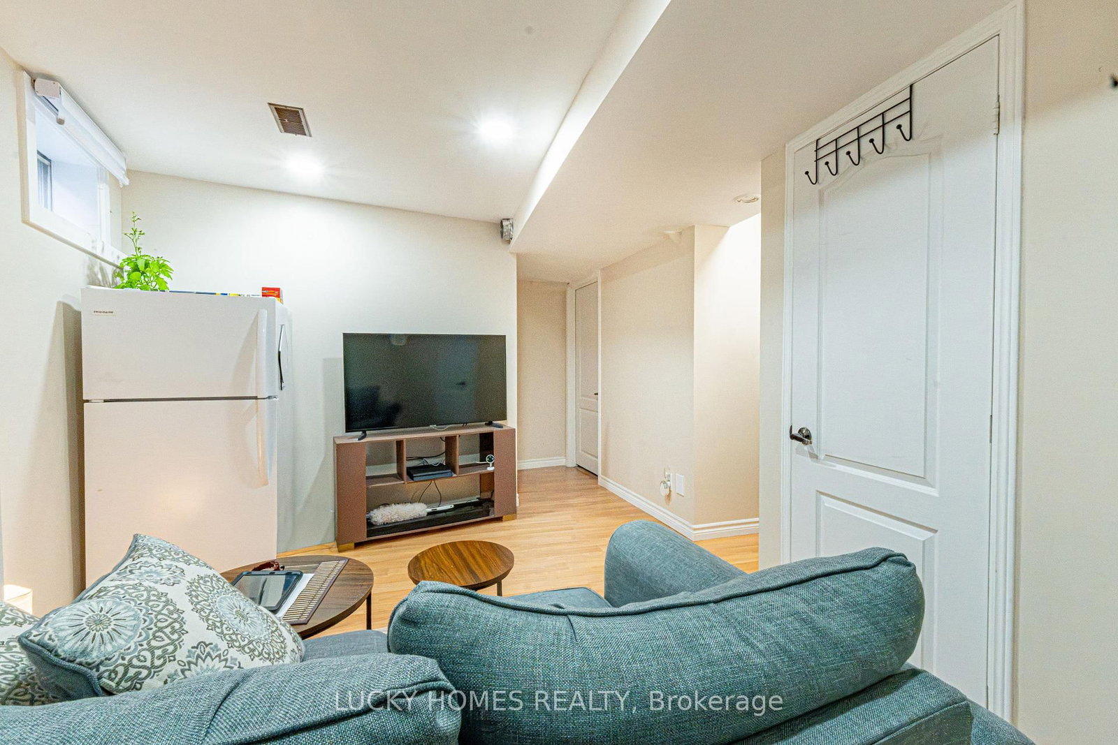65 Lyfytt Crescent • Barrie, ON photo 29