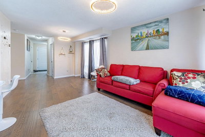 65 Lyfytt Crescent • Barrie, ON photo 7
