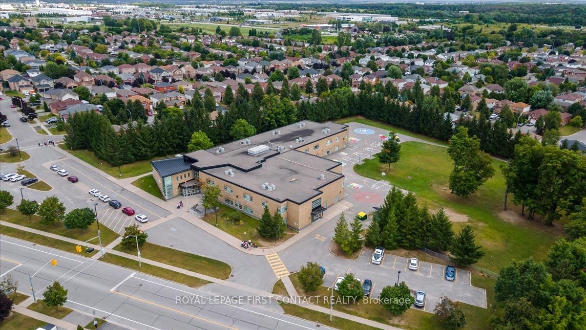 36 CHURCHLAND Drive • Barrie, ON photo 31