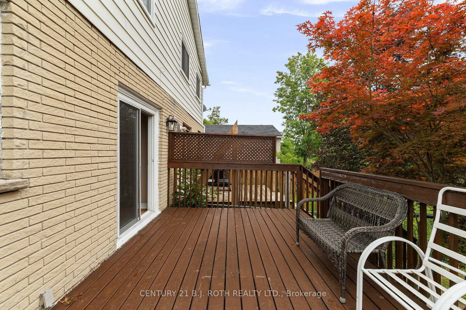 14 Innisfil Street • Barrie, ON photo 25