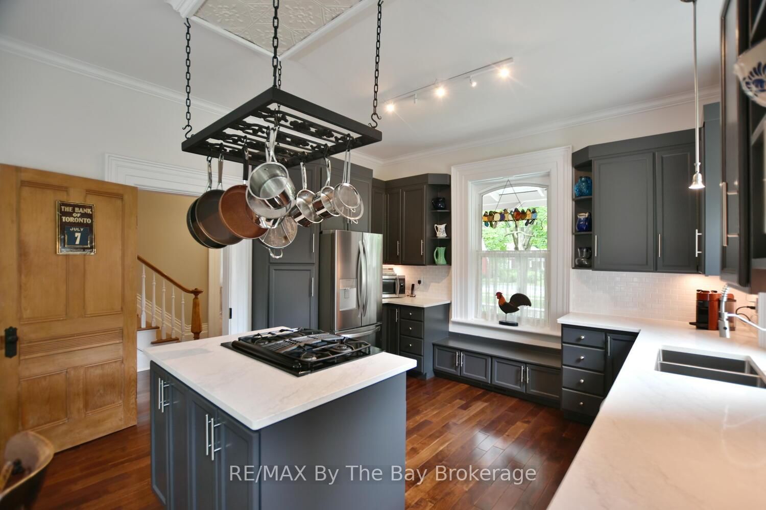 214 Elm Street • Clearview, ON photo 14