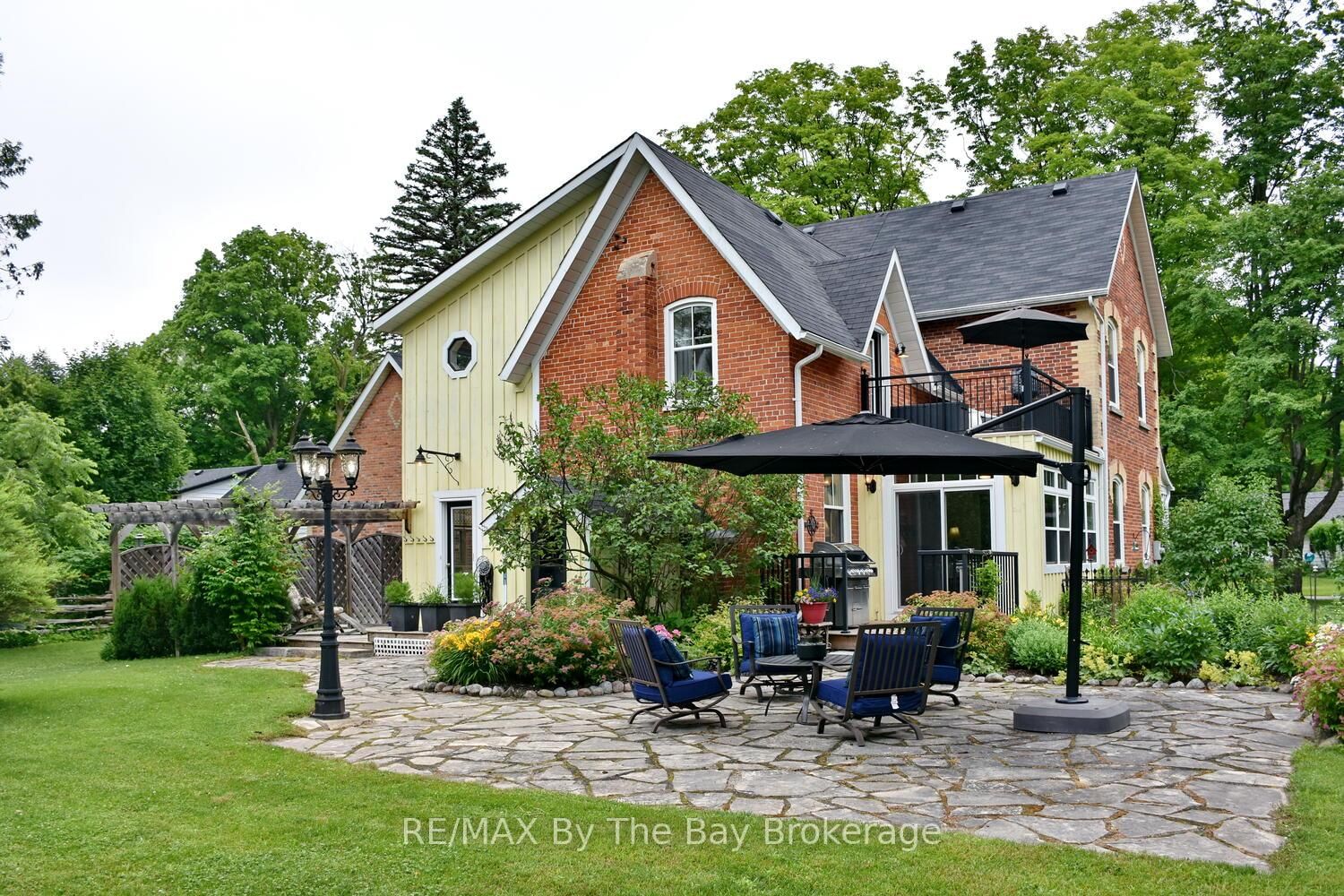 214 Elm Street • Clearview, ON photo 39