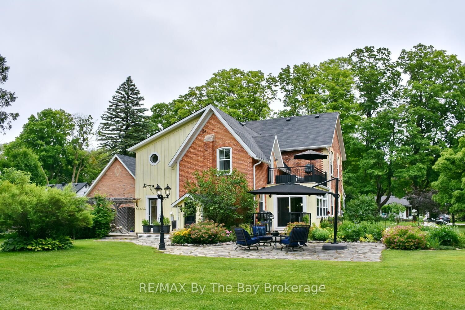 214 Elm Street • Clearview, ON photo 46