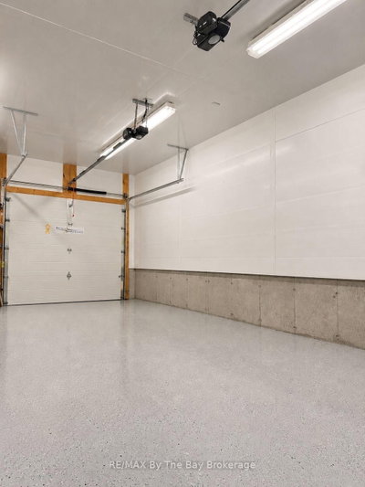 214 Elm Street • Clearview, ON photo 9
