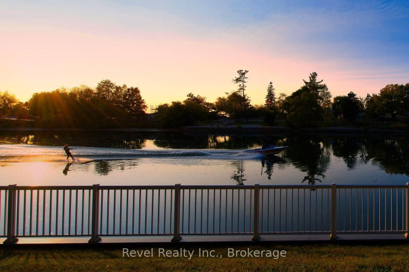 4 - 4-64 RIVER RD E River Road E