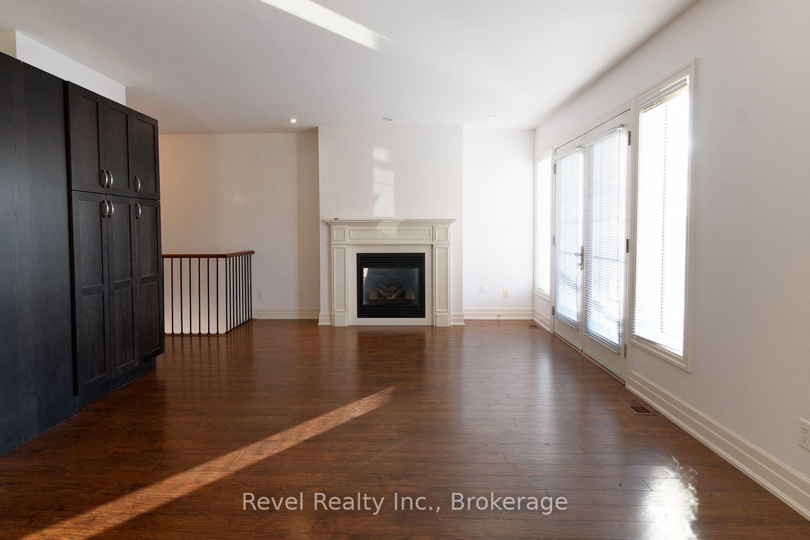 4-64 RIVER RD E River Road E • #4 • Wasaga Beach, ON photo 5