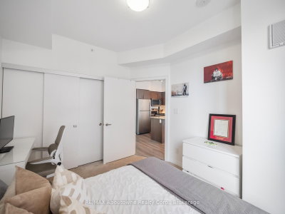 111 Worsley Street • #709 • Barrie, ON photo 9