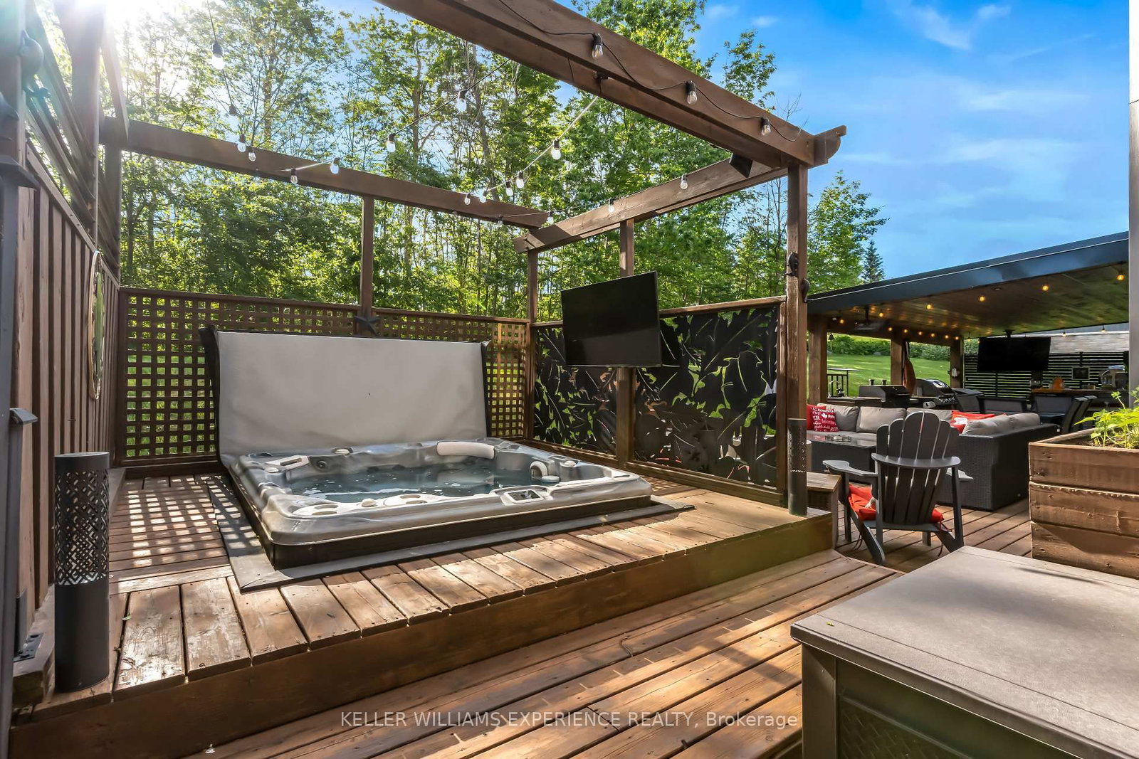4254 Forest Wood Drive • Severn, ON photo 45