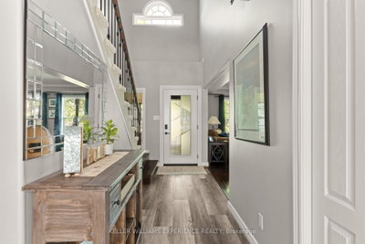 4254 Forest Wood Drive • Severn, ON photo 8