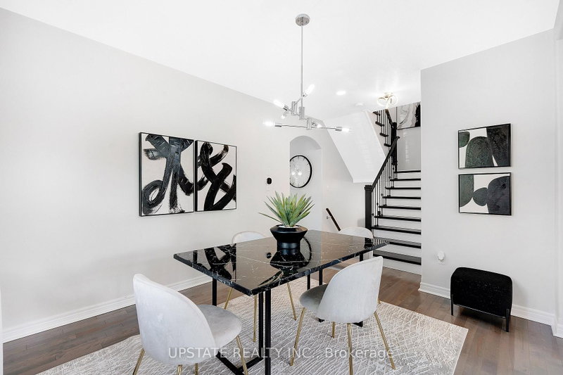 11 Kensington Trail