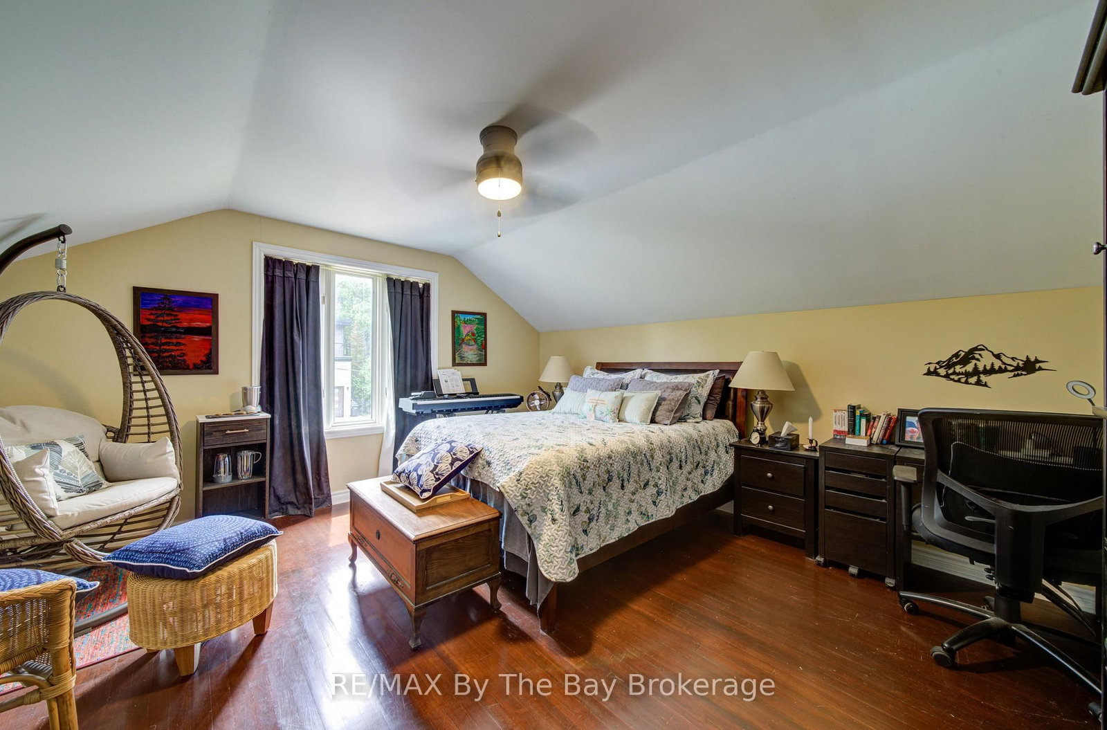 32 1st Lane • Wasaga Beach, ON photo 16