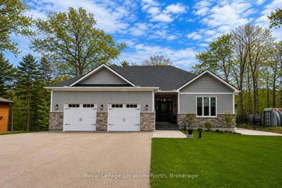 Detached House for lease at 37 Foliage Drive, Tiny, Ontario, L0L 1P1 - Rural Tiny - MLS: S13659106