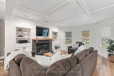19 Melville Street • Clearview, ON photo 7
