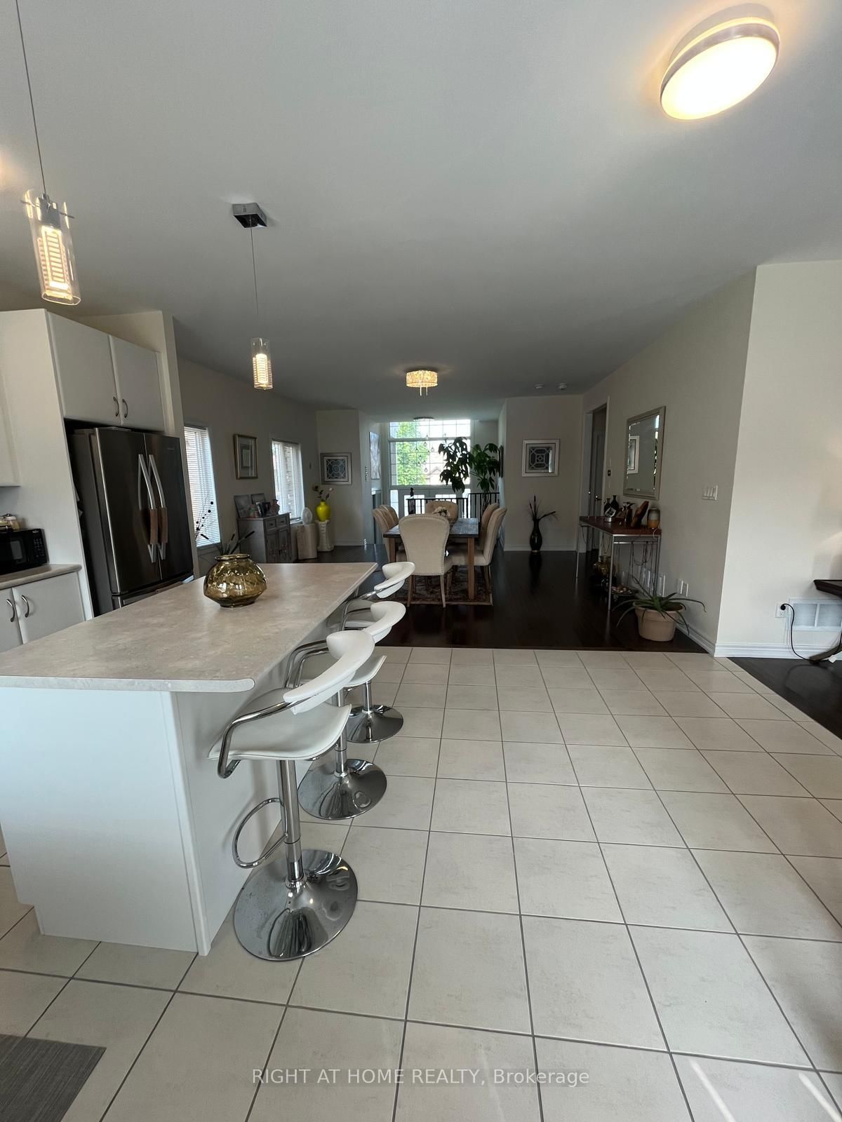 32 Middleton Drive • Wasaga Beach, ON photo 10