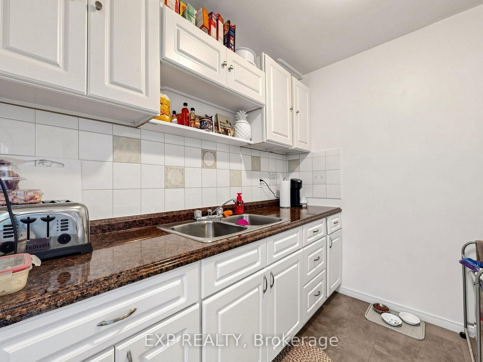 89 Donald Street • Barrie, ON photo 9