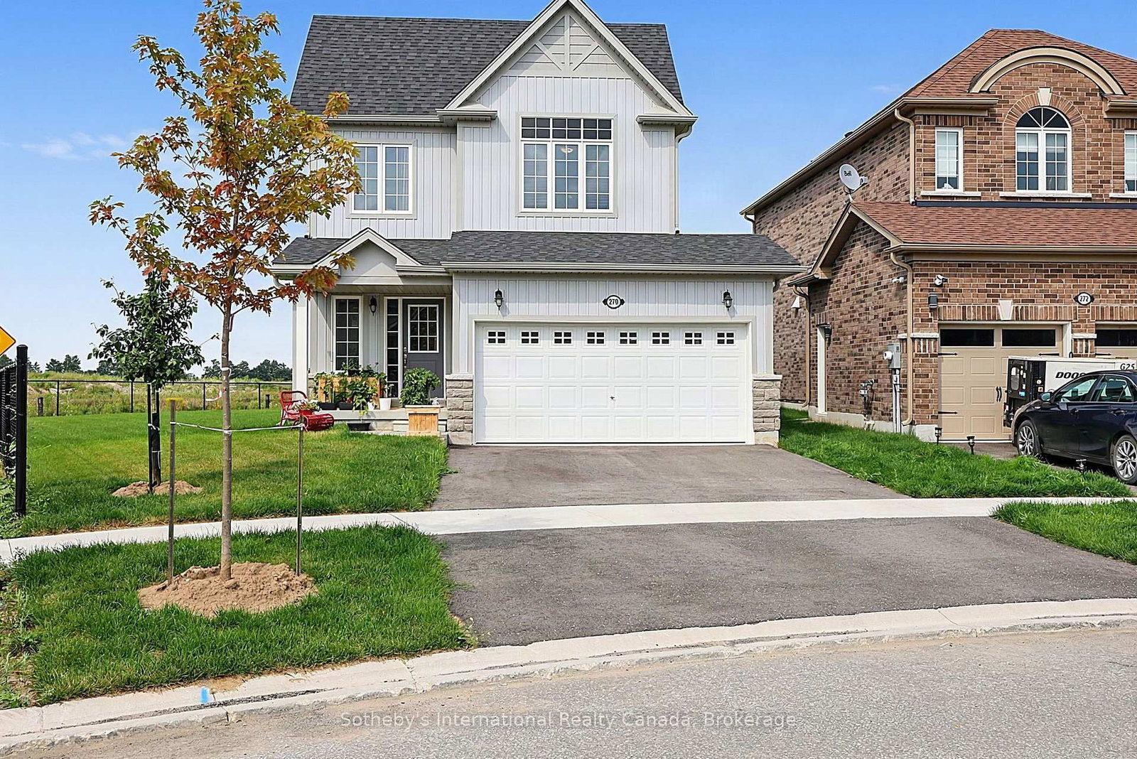 270 Springfield Crescent • Clearview, ON photo 2