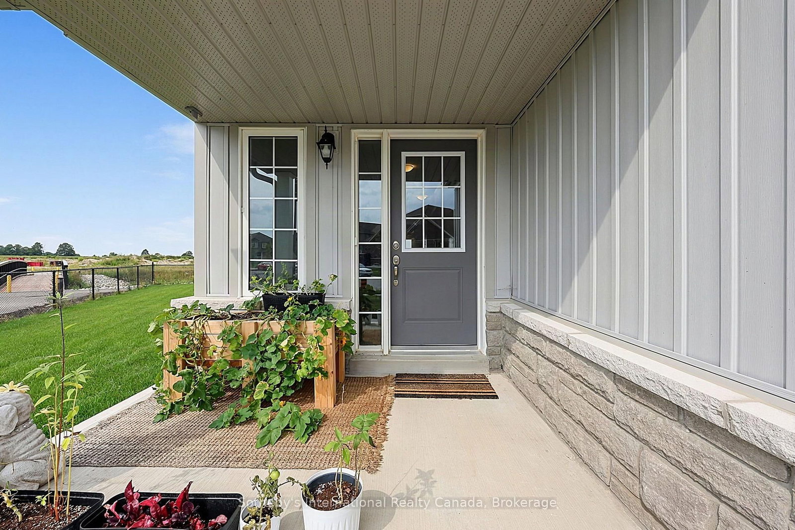 270 Springfield Crescent • Clearview, ON photo 6