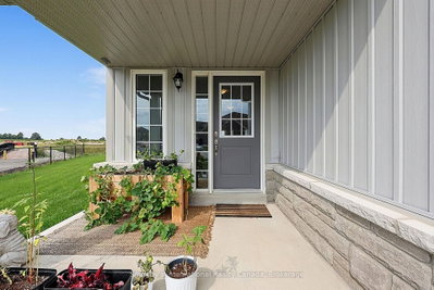 270 Springfield Crescent • Clearview, ON photo 6