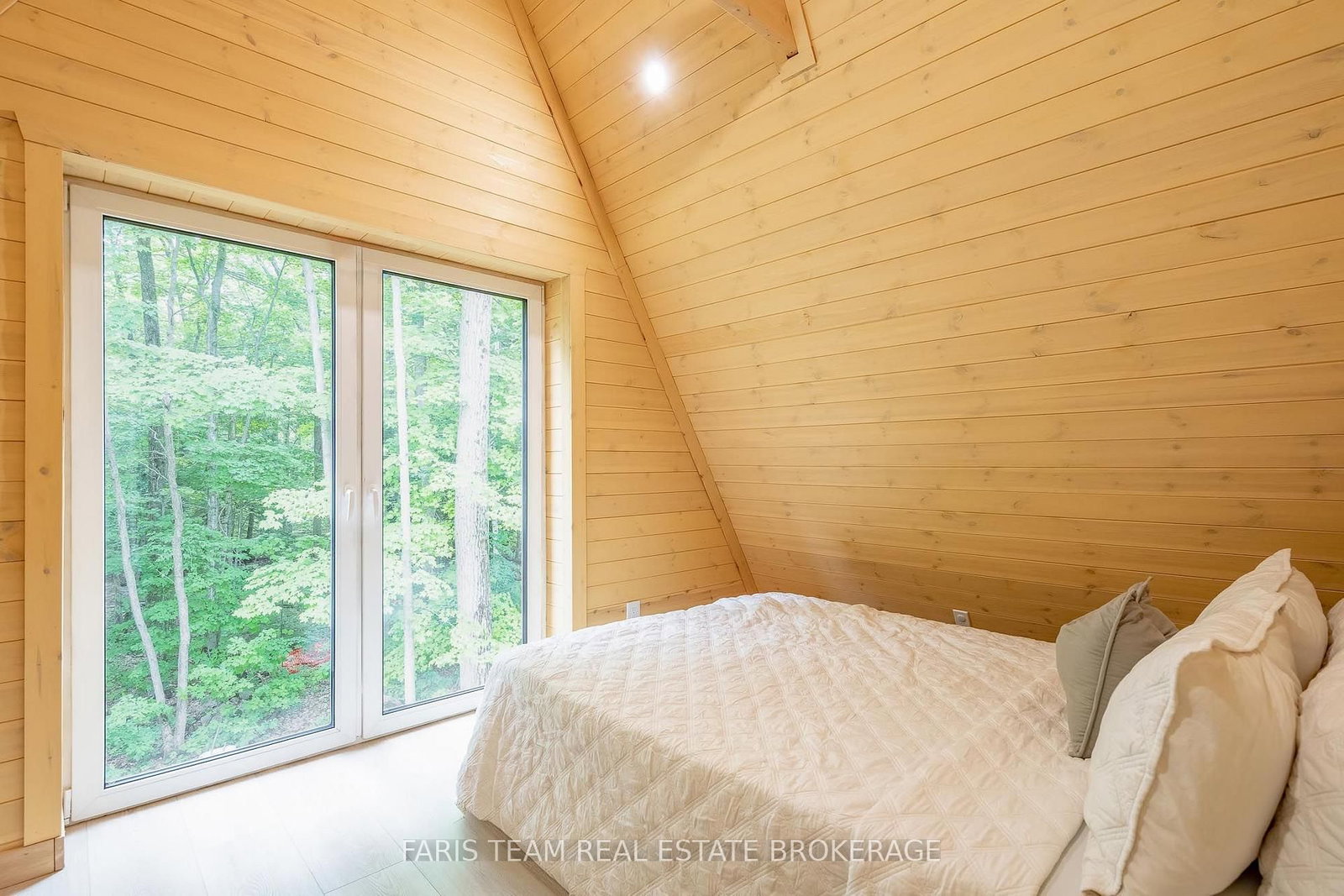 1490 Champlain Road • Tiny, ON photo 18