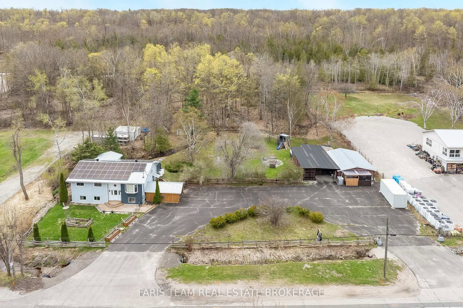 12804 County Road 16 • Severn, ON photo 3