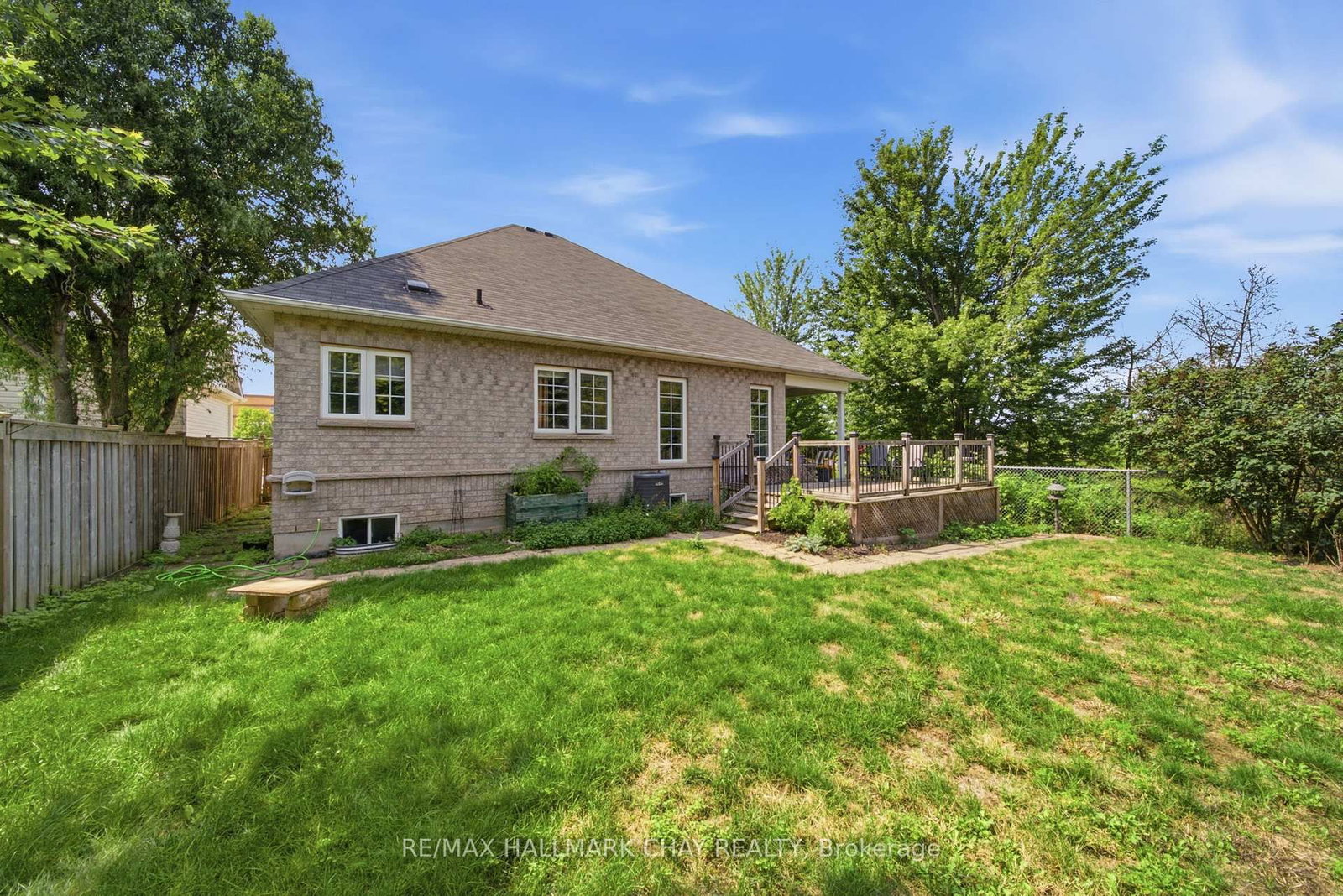 121 Prince William Way • Barrie, ON photo 42