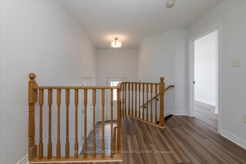 Upper Level - 116 Courtney Crescent