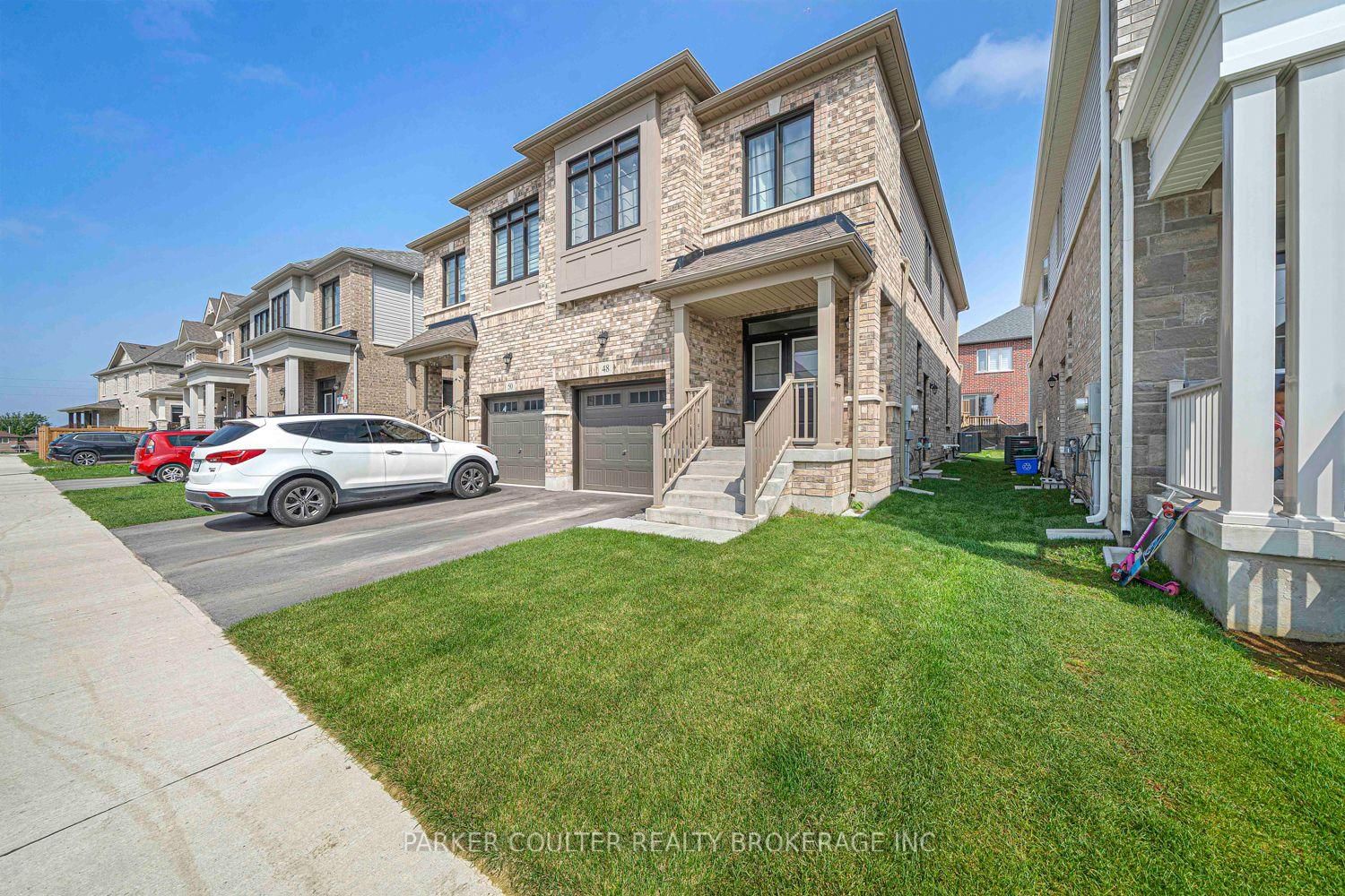 48 West Oak Trail • Barrie, ON photo 2