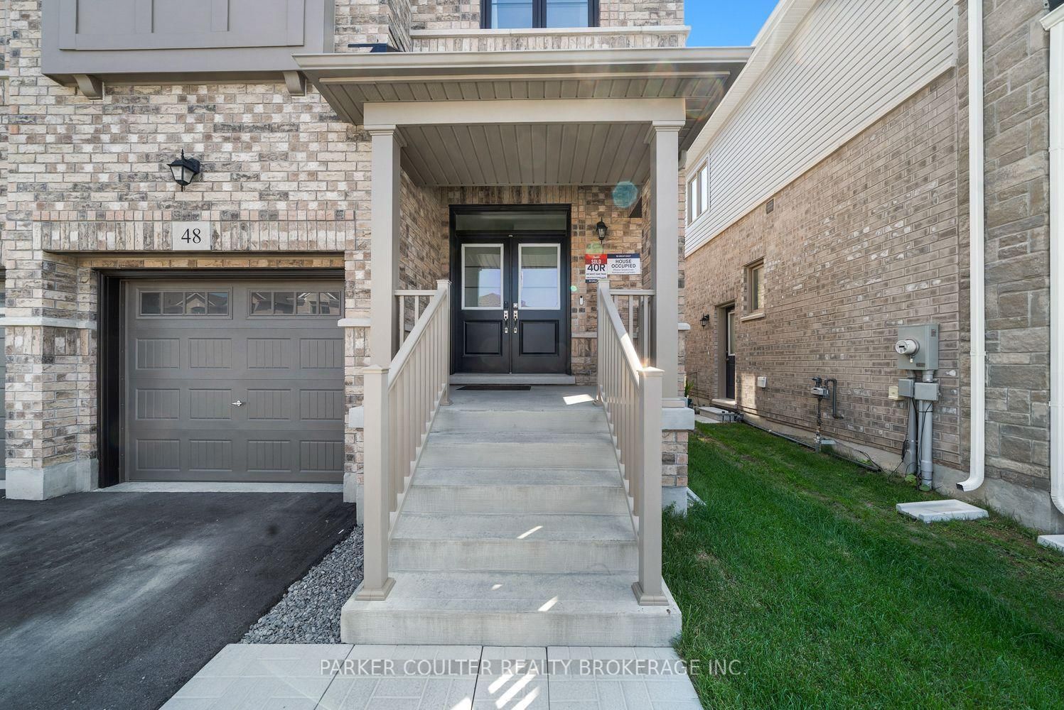 48 West Oak Trail • Barrie, ON photo 4