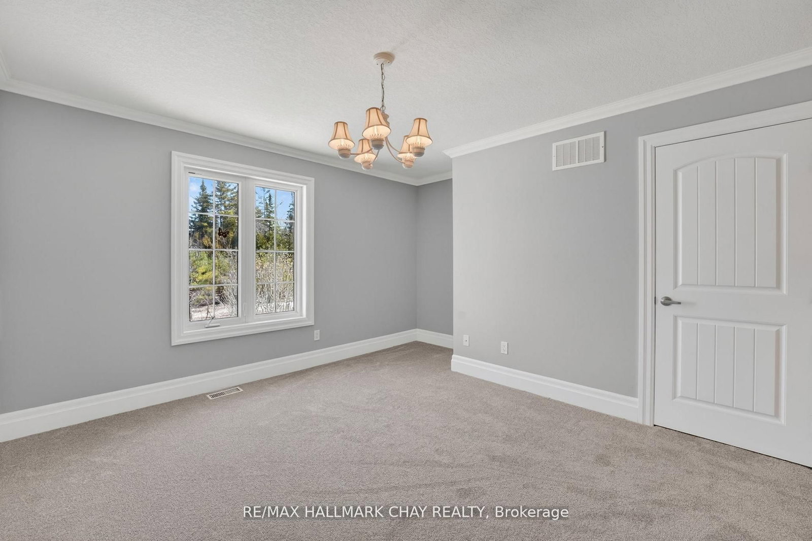 19 Greenway Drive • Wasaga Beach, ON photo 17