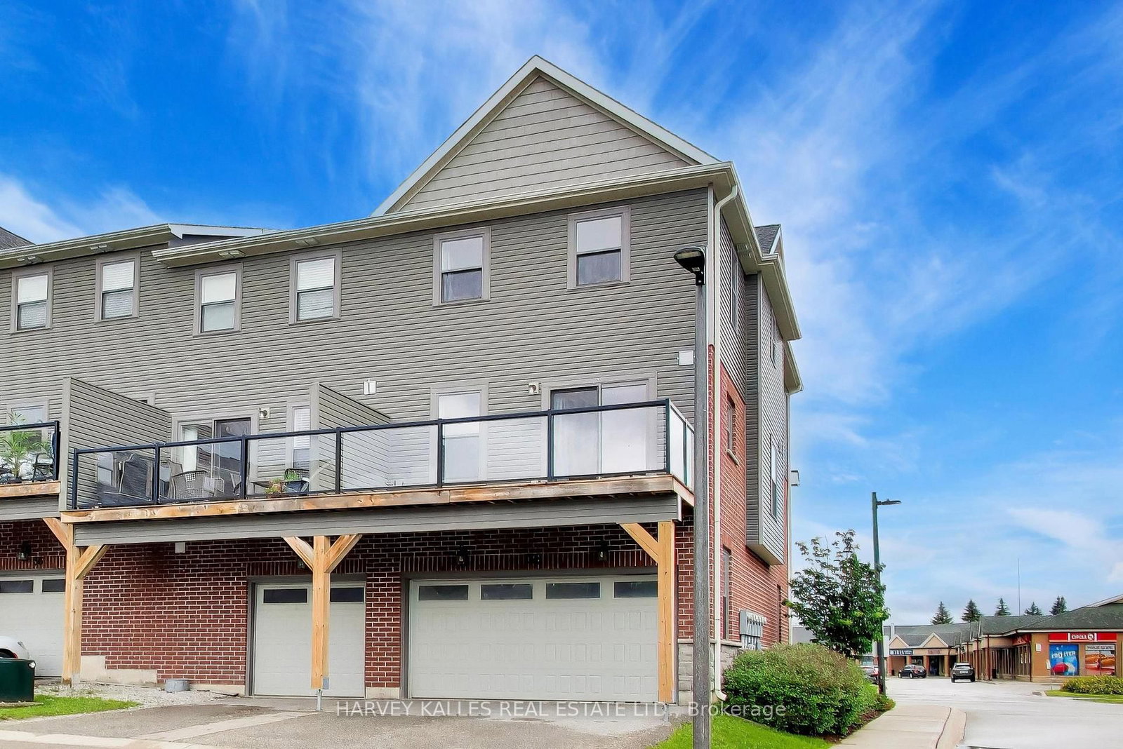 1 Leggott Avenue • #38 • Barrie, ON photo 36