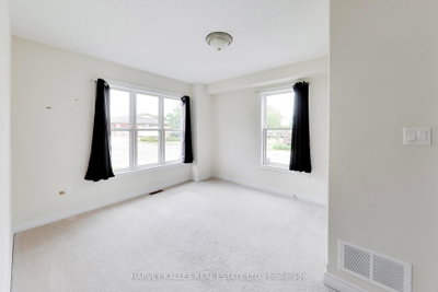 1 Leggott Avenue • #38 • Barrie, ON photo 5