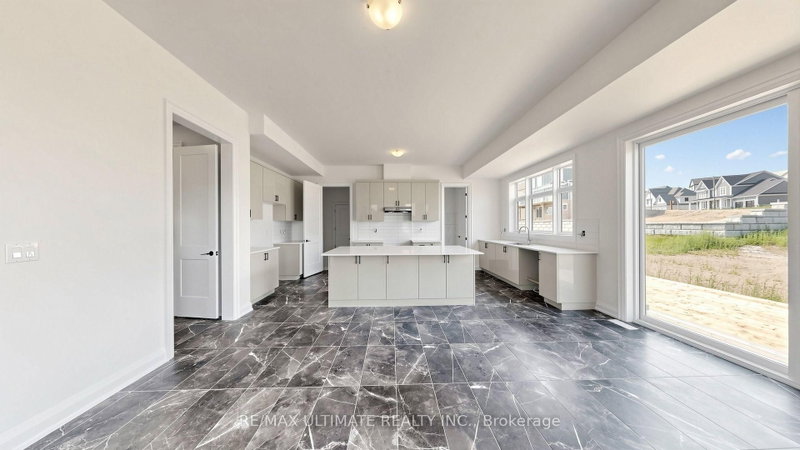 12 Aldwinckle Avenue