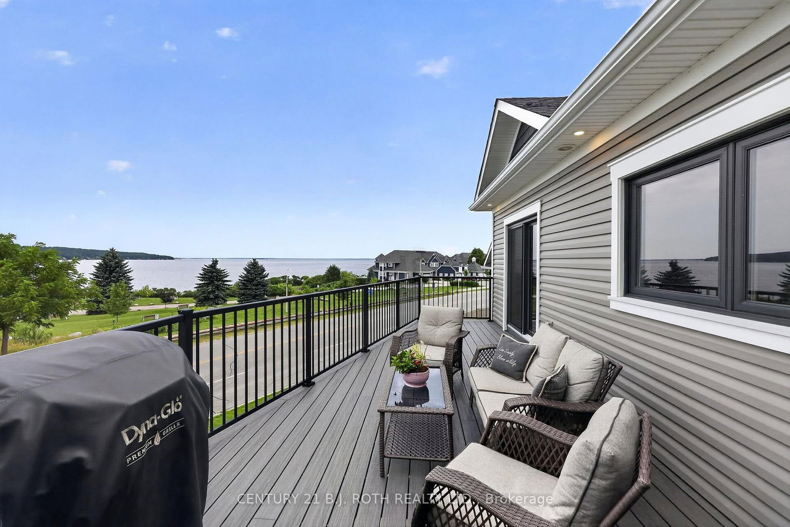244 Frank Street • Midland, ON photo 13