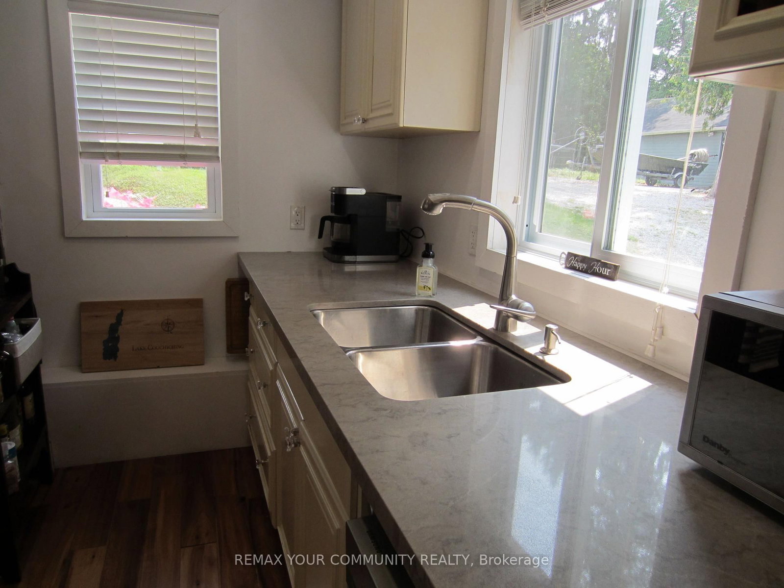 6576 Quarry Point Road • Ramara, ON photo 11
