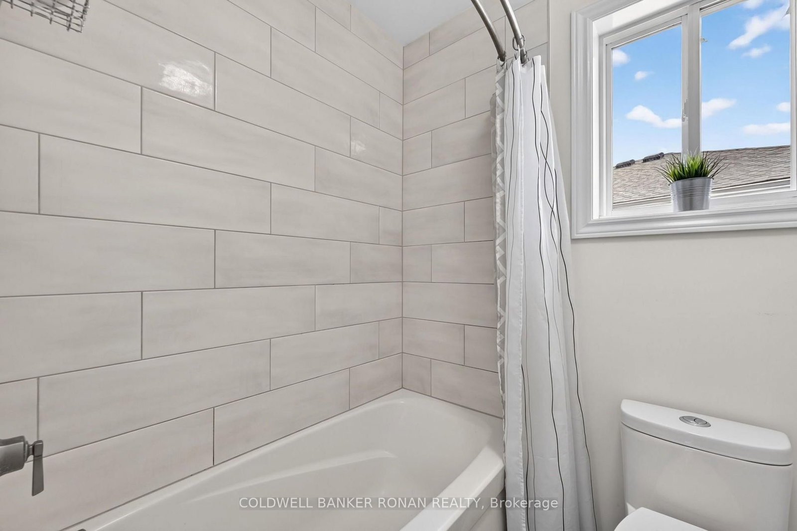 24 Ryan Court • Barrie, ON photo 28