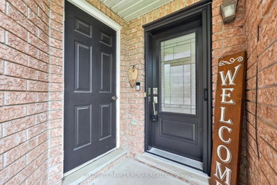 24 Ryan Court • Barrie, ON photo 4