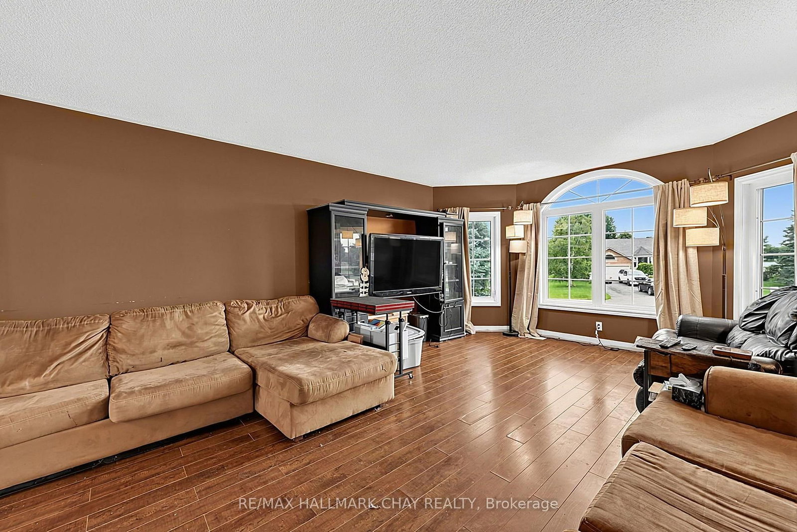 1 Dean Court • Wasaga Beach, ON photo 16