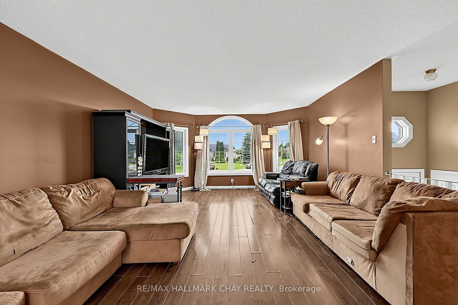 1 Dean Court • Wasaga Beach, ON photo 17