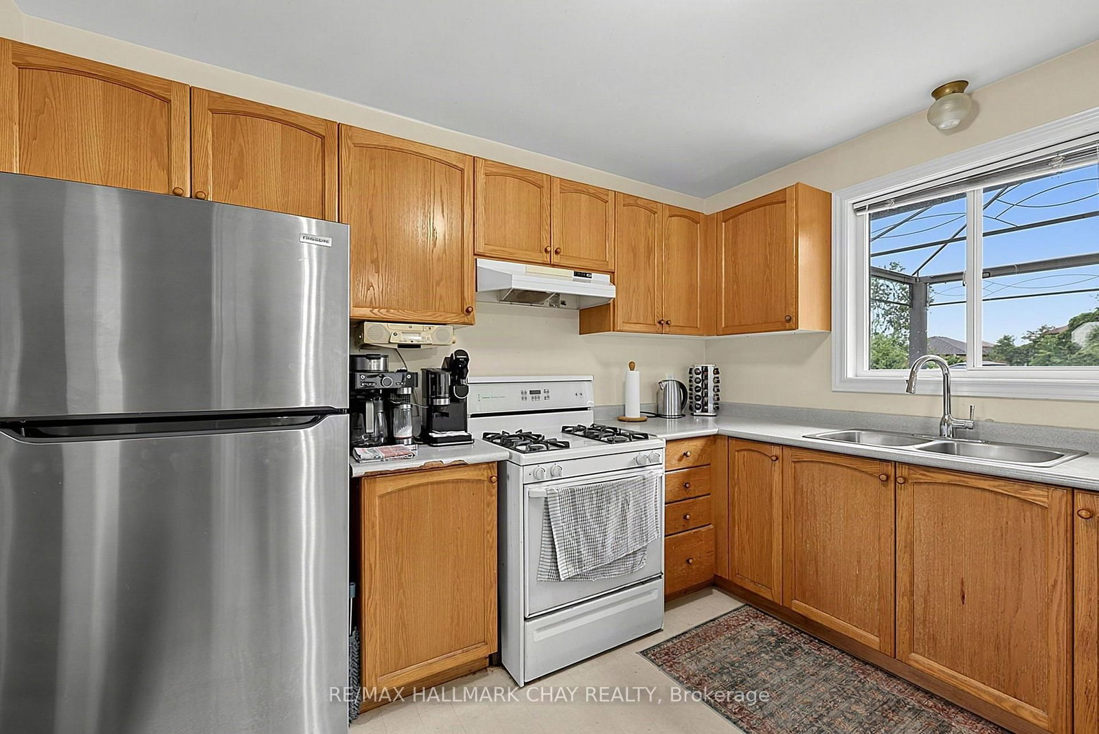 1 Dean Court • Wasaga Beach, ON photo 24