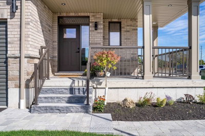 17 Swain Crescent • Collingwood, ON photo 4