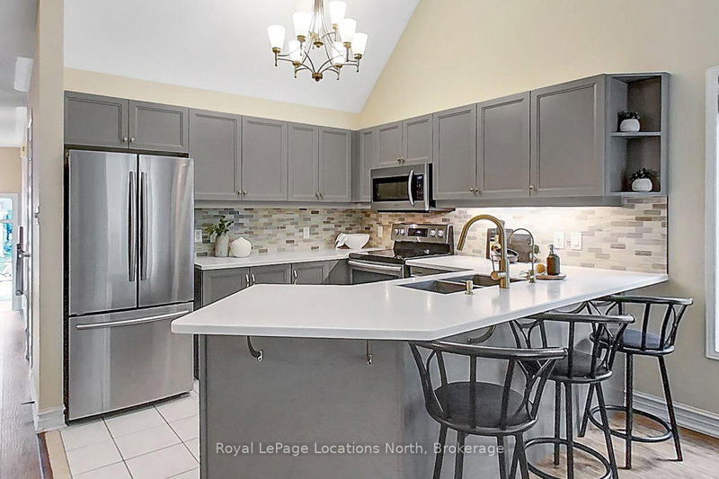 25 Green Briar Drive