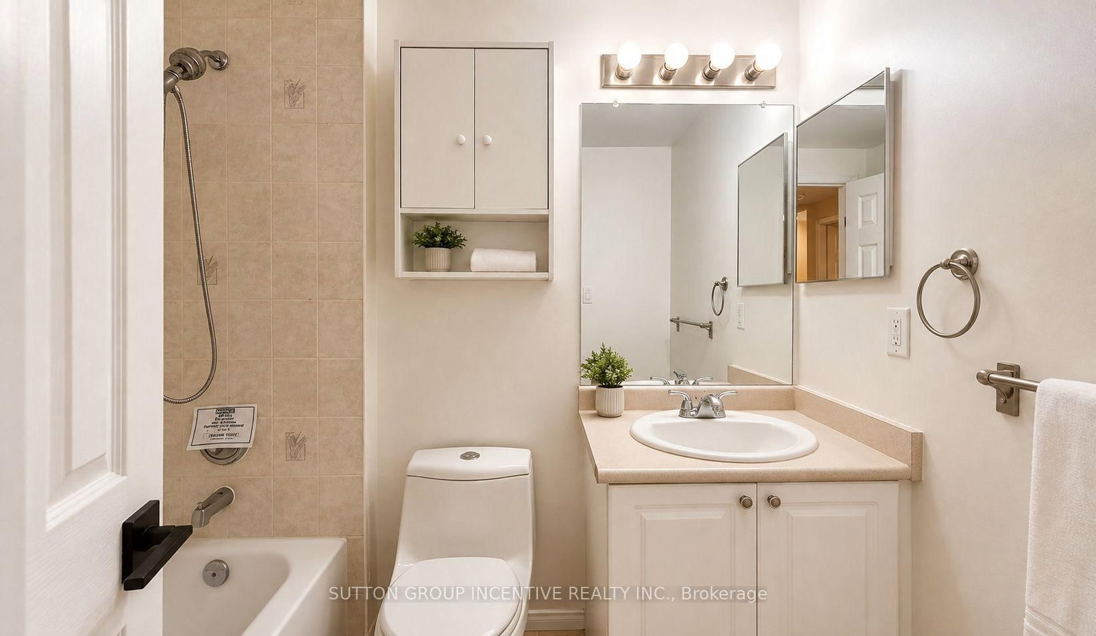 25 Lions Gate Boulevard • Barrie, ON photo 11