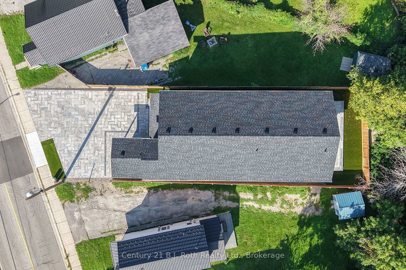 3 (Lower) - 165 Barrie Road