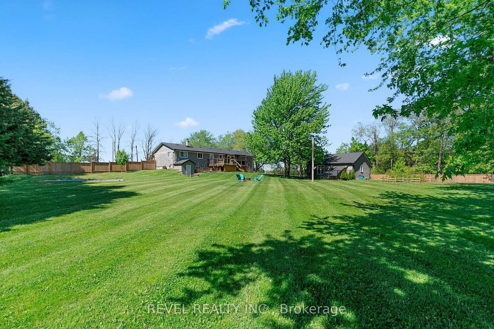 6537 9 COUNTY Road • Clearview, ON photo 32