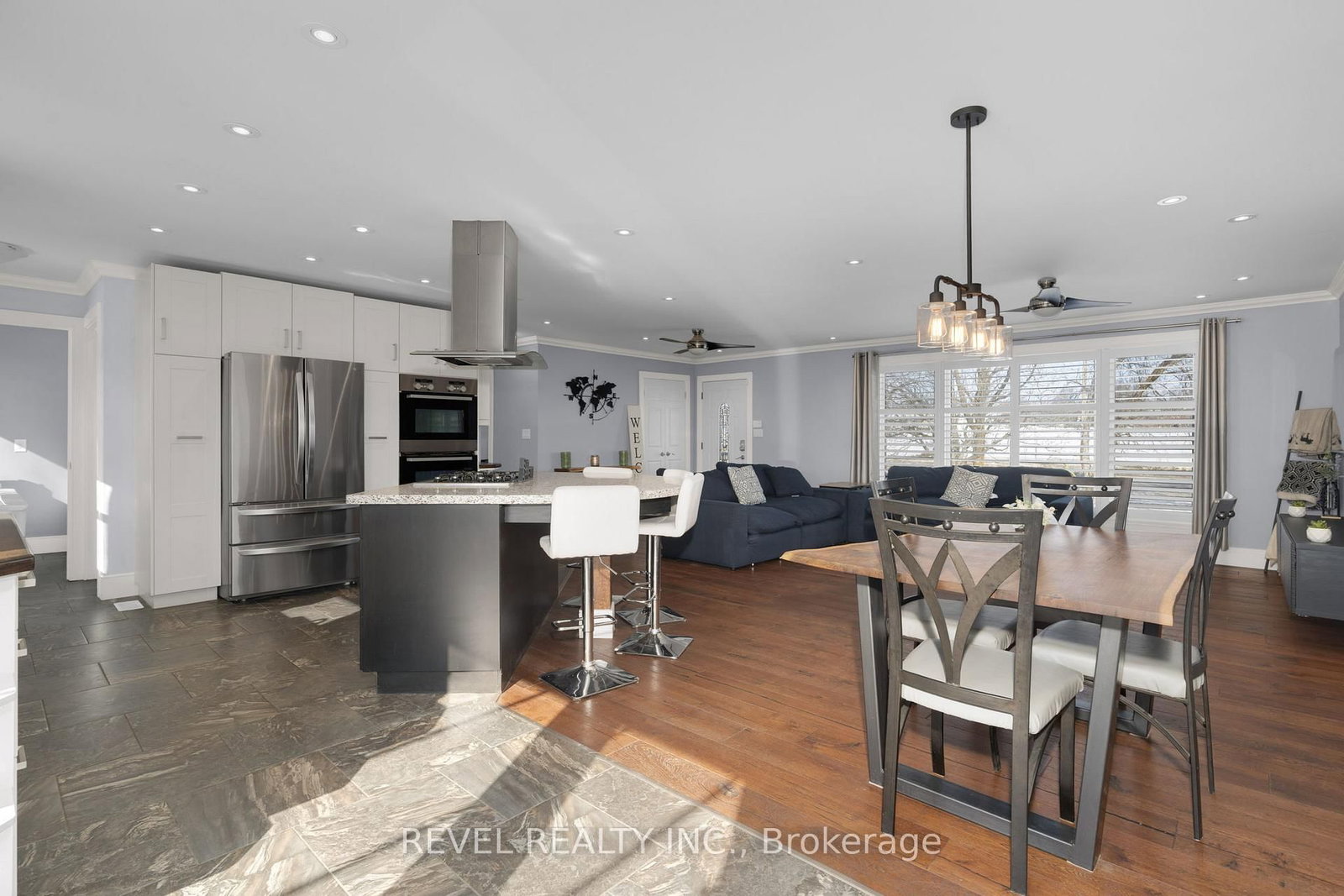 6537 9 COUNTY Road • Clearview, ON photo 8